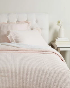 Discount 🔥 Belle Epoque Shelly Romance Coverlet Collection Home Comforters & Quilts 👏