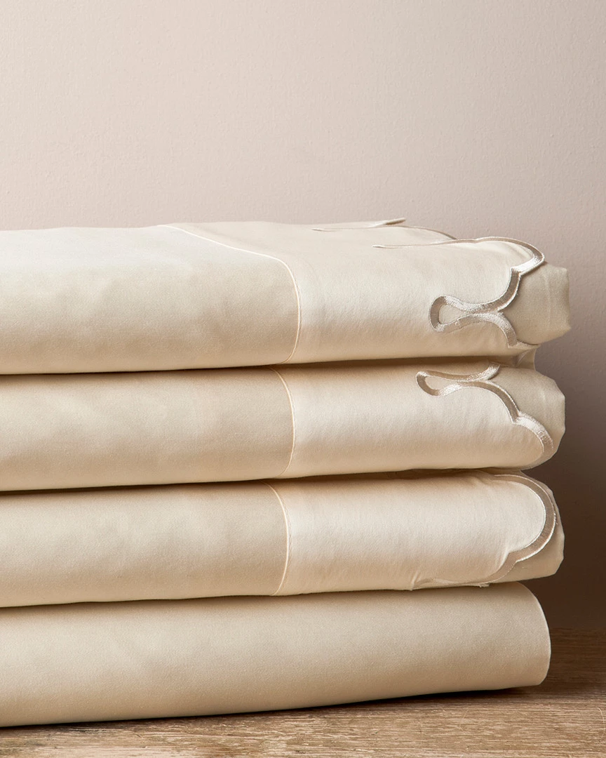 Brand new π Belle Epoque Scalloped Embroidered Sheet Set Home Sheets π 3 Brand new π Belle Epoque Scalloped Embroidered Sheet Set Home Sheets π